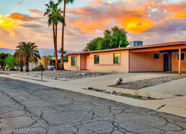 Property at 340 N Bedford Dr, Tucson, AZ 85710, 3 beds, 2 baths