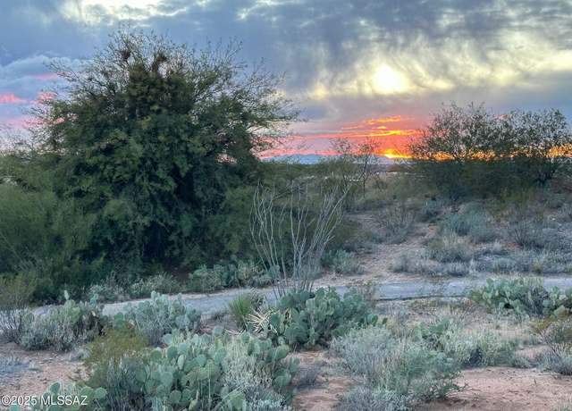 Property at 14056 E Huppenthal Blvd, Vail, AZ 85641, 2 beds, 2 baths
