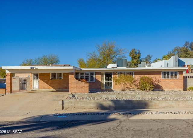 Property at 9121 E 38th St, Tucson, AZ 85730, 3 beds, 2 baths