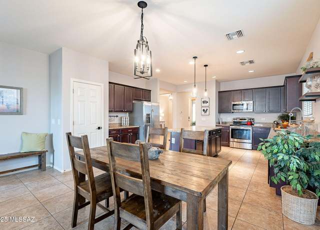 Property at 6266 W Scotch Pine Ln, Tucson, AZ 85743, 3 beds, 2.5 baths