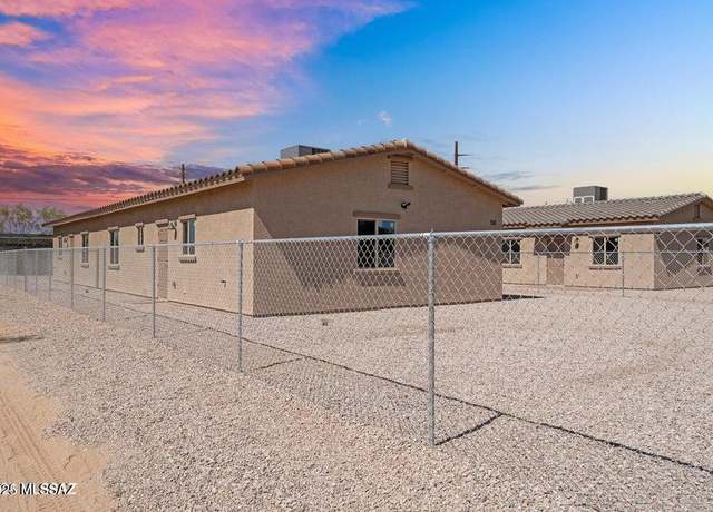 Property at 1222 N 13th Ave, Tucson, AZ 85705, 5 beds, 3 baths