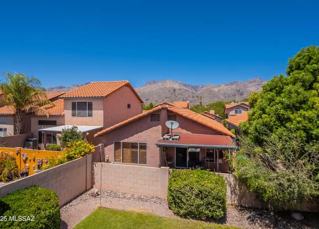 Property at 5395 N Entrada De Sabino, Tucson, AZ 85750, 3 beds, 2.5 baths