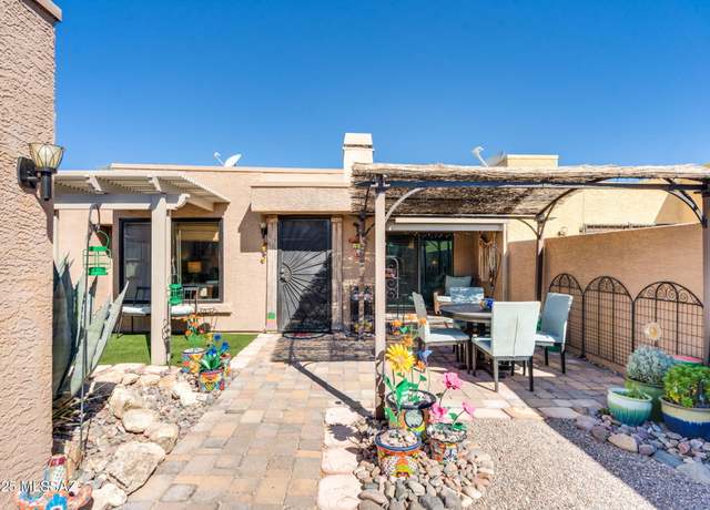 Property at 3541 N Brookhaven Ln, Tucson, AZ 85712, 2 beds, 2 baths