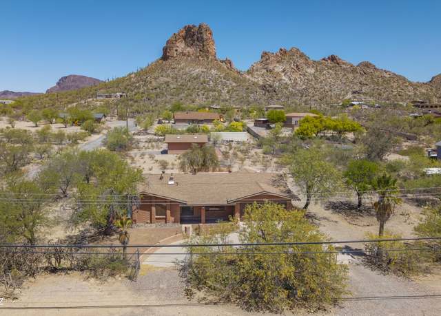 Property at 3850 W Mossman Rd, Tucson, AZ 85746, 4 beds, 2.5 baths