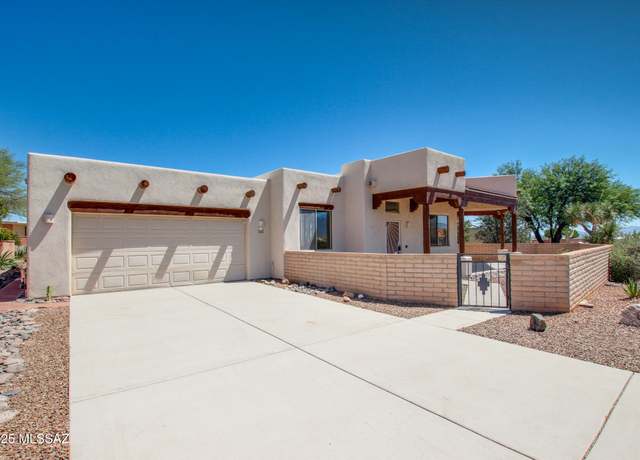 Property at 656 W Rio Moctezuma, Green Valley, AZ 85614, 2 beds, 2 baths