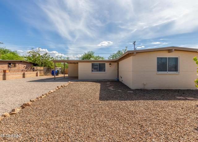 Property at 5456 S Canada Dr, Tucson, AZ 85706, 3 beds, 2 baths