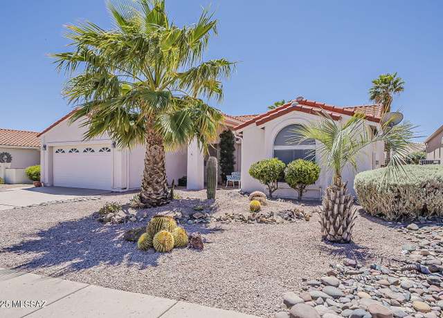 Property at 1145 W Placita Lucinda, Green Valley, AZ 85614, 2 beds, 2.5 baths