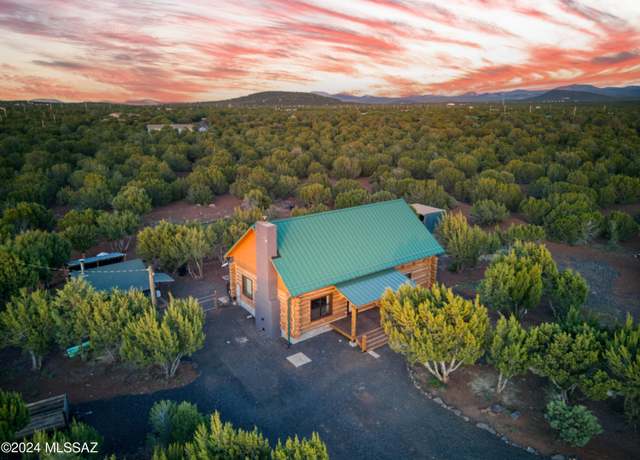 Property at 104 County Rd 3114, Show Low, AZ 85901, 2 beds, 2 baths