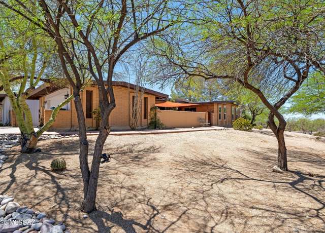 Property at 3865 N Gunnison Dr, Tucson, AZ 85749, 4 beds, 2 baths