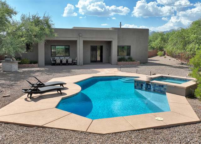 Property at 2340 N Roanna Ct, Tucson, AZ 85749, 4 beds, 3.5 baths