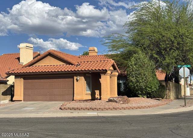 Property at 9500 E Stonehaven Way, Tucson, AZ 85747, 2 beds, 2 baths