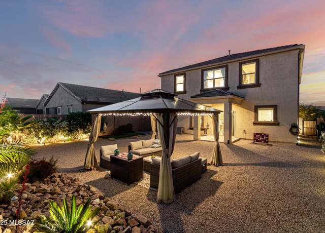 Property at 9265 W Tenaza Ln, Marana, AZ 85653, 5 beds, 2.5 baths