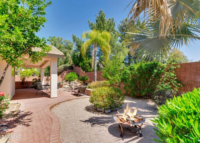 Property at 11092 N Eagle Crest Dr, Tucson, AZ 85737, 4 beds, 2 baths