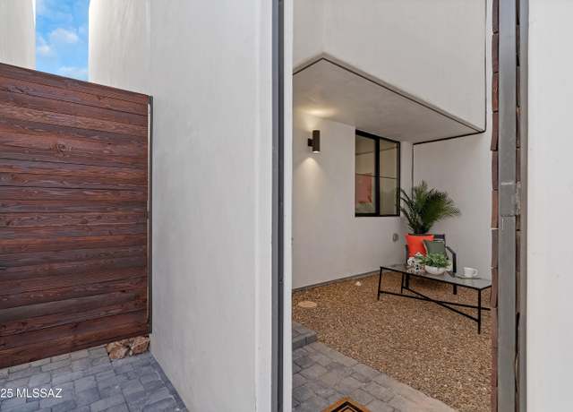 Property at 44 W 18th St, Tucson, AZ 85701, 2 beds, 2 baths