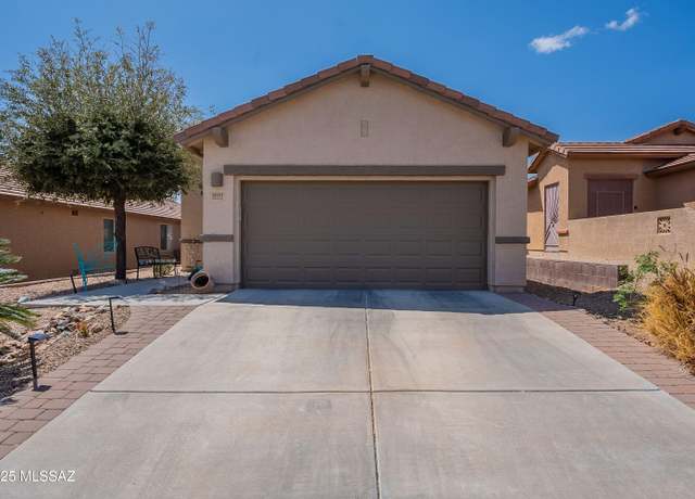 Property at 1037 W Pastora Peak Dr, Green Valley, AZ 85614, 2 beds, 2 baths