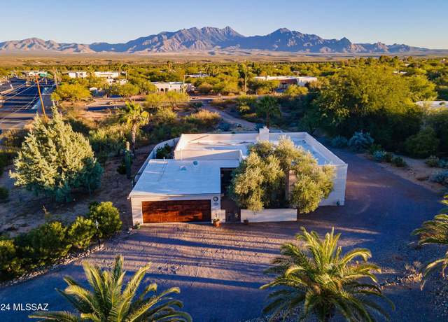 Property at 511 W Continental Rd, Green Valley, AZ 85622, 3 beds, 2 baths
