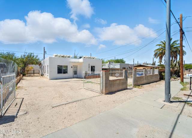 Property at 113 W Kelso St, Tucson, AZ 85705, 3 beds, 3 baths