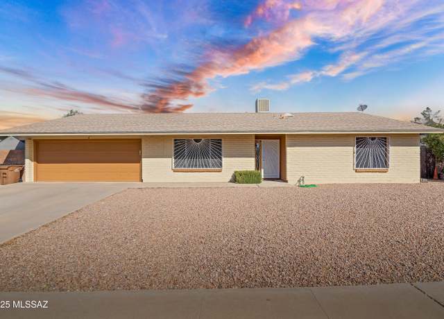 Property at 4680 W Wild Horse Dr, Tucson, AZ 85742, 4 beds, 2 baths
