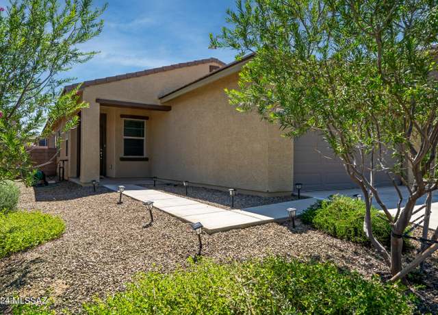Property at 6997 W Hedge Rose Dr, Tucson, AZ 85757, 3 beds, 2 baths