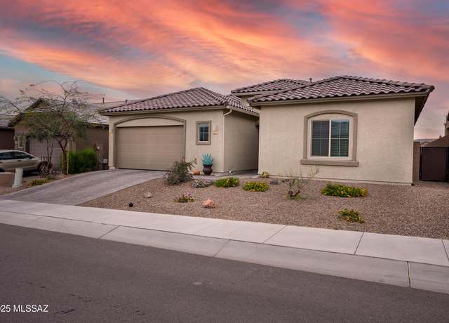 Property at 10843 N Cactus Point Dr, Tucson, AZ 85742, 3 beds, 2.5 baths