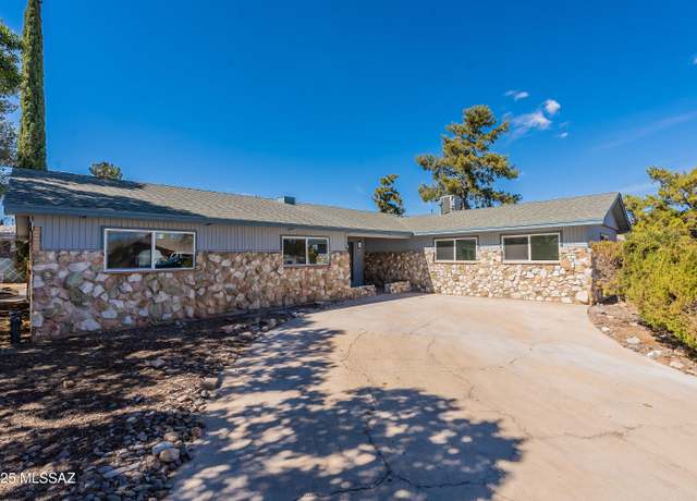 Property at 4496 Queens Way, Sierra Vista, AZ 85635, 4 beds, 2 baths