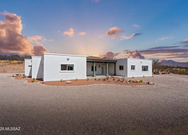 Property at 1044 Circulo Aventura, Rio Rico, AZ 85648, 4 beds, 2.5 baths