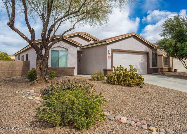 Property at 11704 W Fordson Dr, Marana, AZ 85653, 3 beds, 2 baths