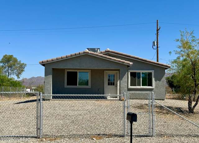Property at 9290 W Bruce St, Tucson, AZ 85735, 3 beds, 2 baths