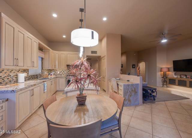 Property at 3447 Quail Haven Cir, Tucson, AZ 85745, 2 beds, 2 baths