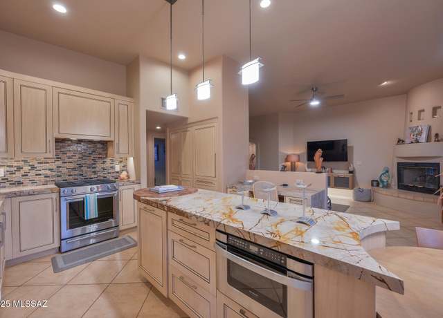 Property at 3447 Quail Haven Cir, Tucson, AZ 85745, 2 beds, 2 baths