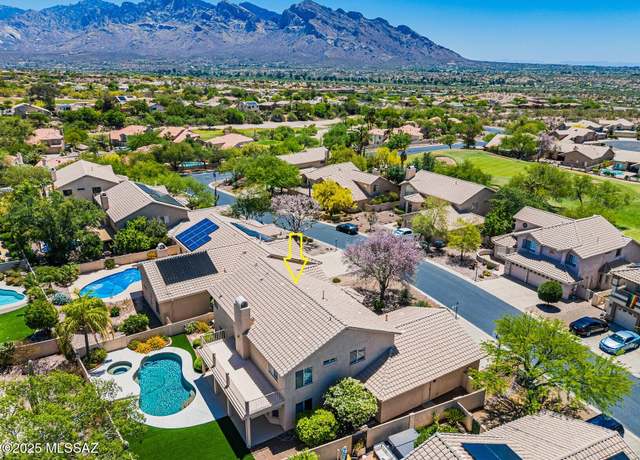Property at 10728 N Glen Abbey Dr, Oro Valley, AZ 85737, 5 beds, 3 baths