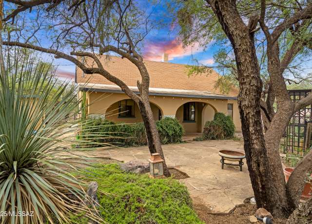 Property at 11134 E Edison St, Tucson, AZ 85749, 3 beds, 2.5 baths