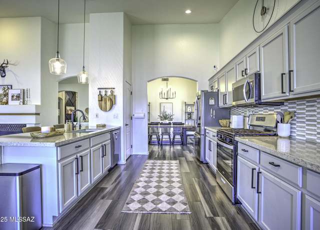 Property at 7730 W Desert Paintbrush Ct, Tucson, AZ 85743, 4 beds, 2 baths