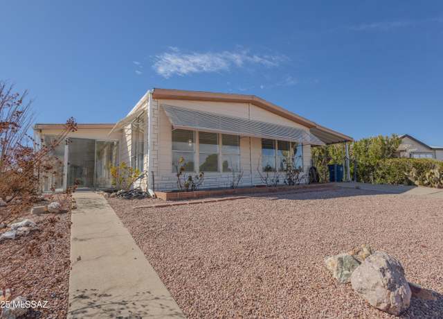 Property at 1815 N La Canoa, Green Valley, AZ 85614, 3 beds, 2 baths