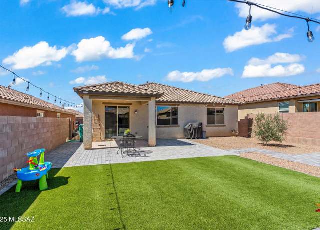 Property at 14242 E Adeline Dr, Vail, AZ 85641, 3 beds, 2 baths