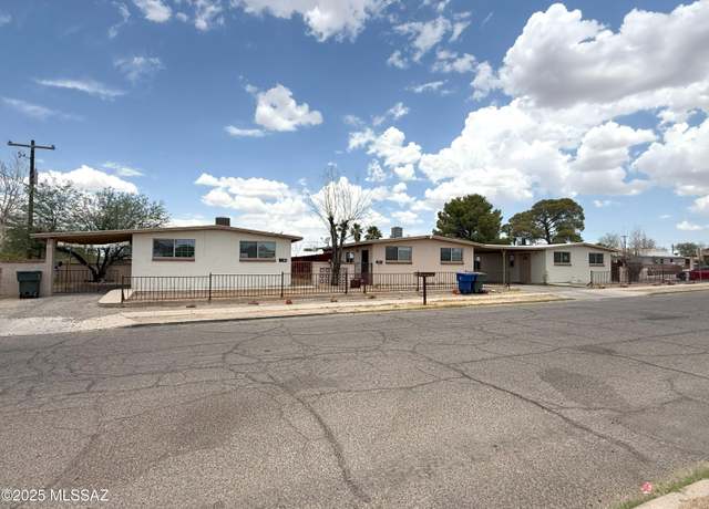 Property at 2300 S 7th Ave, Tucson, AZ 85713, 6 beds, 3 baths