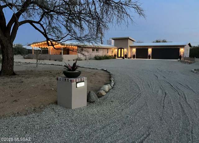 Property at 951 W Samalayuca Dr, Tucson, AZ 85704, 3 beds, 2 baths