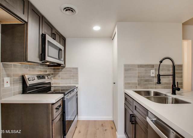 Property at 1620 N Wilmot Rd Unit P185, Tucson, AZ 85712, 1 bed, 1 bath
