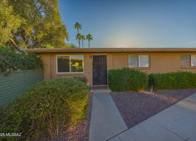 Property at 3025 E Blacklidge Dr, Tucson, AZ 85716, 3 beds, 2 baths