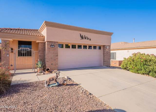 Property at 564 W Union Bell Dr, Green Valley, AZ 85614, 2 beds, 2.5 baths