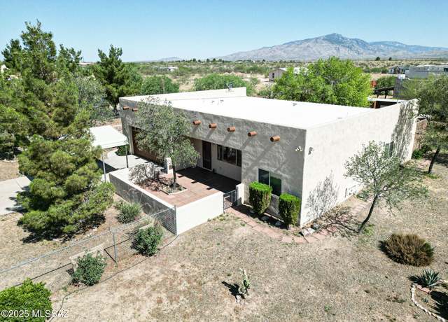 Property at 3138 W Green Park Dr, Benson, AZ 85602, 3 beds, 2 baths