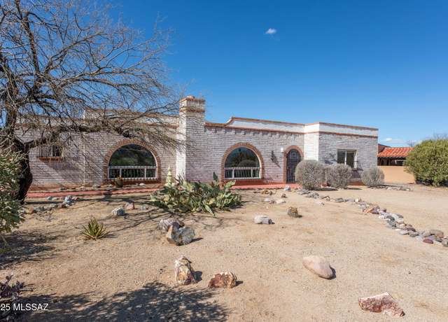 Property at 557 S Corpino De Pecho, Green Valley, AZ 85614, 2 beds, 2 baths