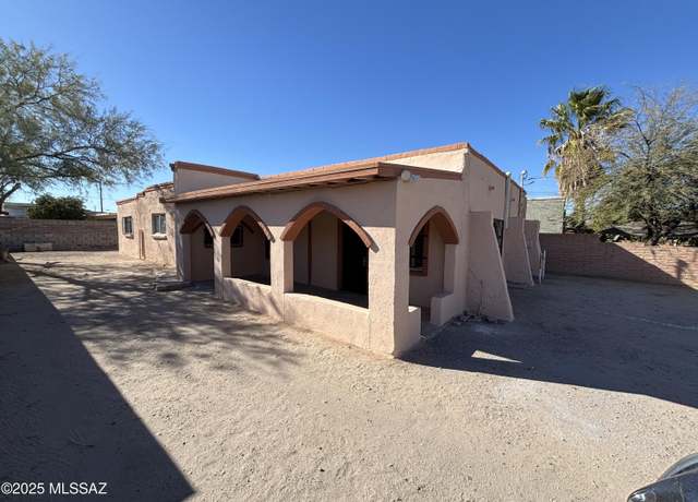 Property at 613 W 41st St, Tucson, AZ 85713, 4 beds, 3 baths