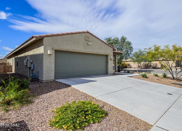 Property at 7430 S Via Plaza Del Maya, Tucson, AZ 85756, 3 beds, 2 baths