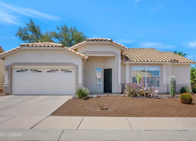 Property at 9001 N Clover Way, Tucson, AZ 85743, 2 beds, 2 baths