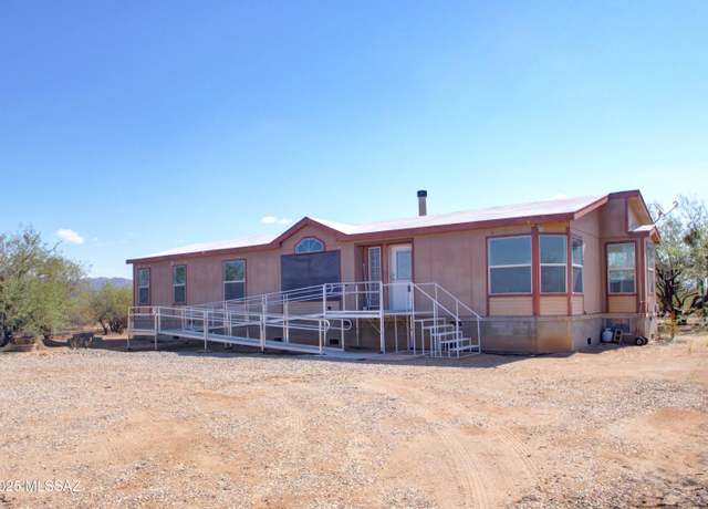Property at 10590 W Bopp Rd, Tucson, AZ 85735, 3 beds, 2 baths