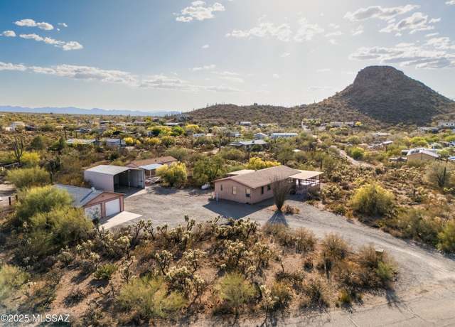 Property at 6633 N Desert View Dr, Tucson, AZ 85743, 4 beds, 3 baths