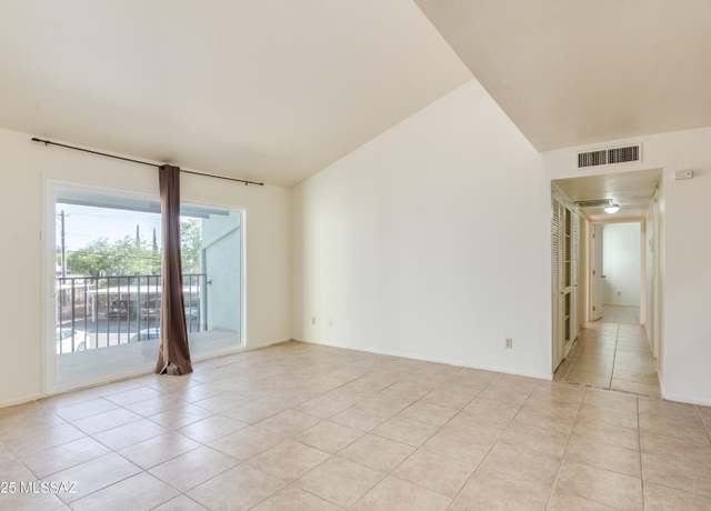 Property at 810 S Langley Ave #204, Tucson, AZ 85710, 3 beds, 2 baths