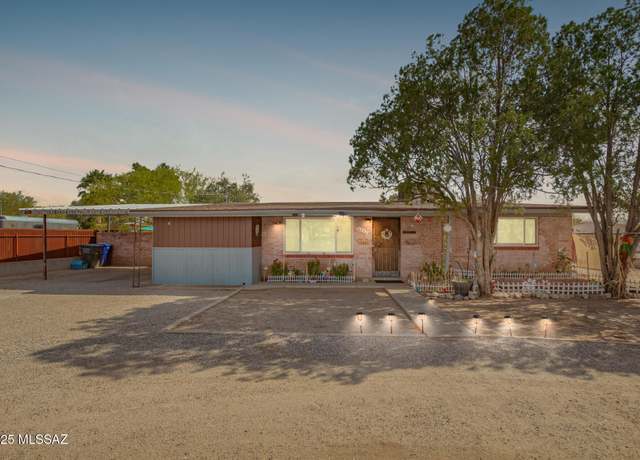 Property at 4442 E Glenn St, Tucson, AZ 85712, 3 beds, 2 baths