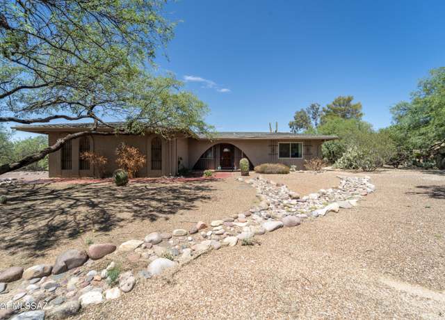 Property at 5463 N Stonehouse Pl, Tucson, AZ 85750, 3 beds, 2 baths
